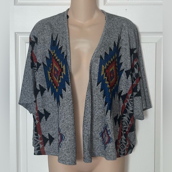 Forever 21 Gray Colorful Aztec Tribal Print Open Front Cardigan Cropped Small - Picture 5 of 9